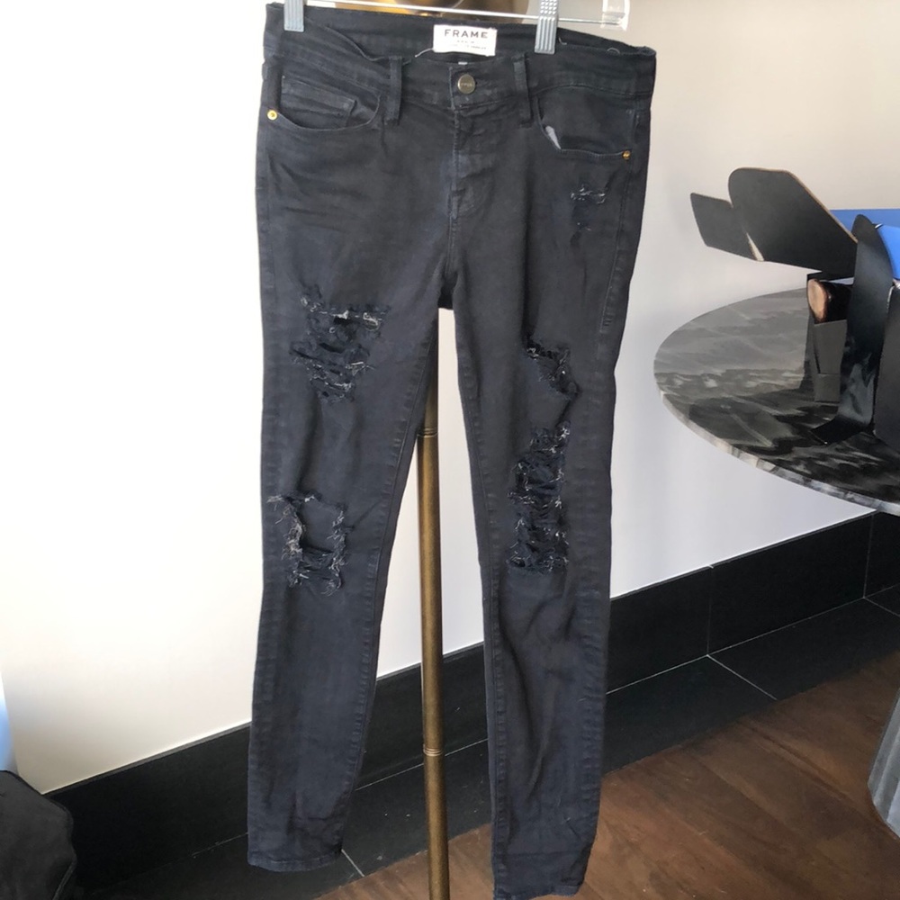 FRAME Le Skinny de Jeanne distressed black jeans, Sz 26